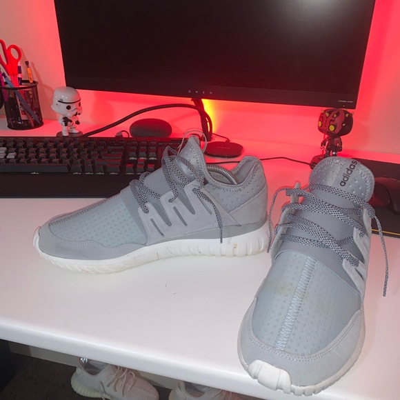 Adidas Tubular Radial Grey - Picture 3 of 3